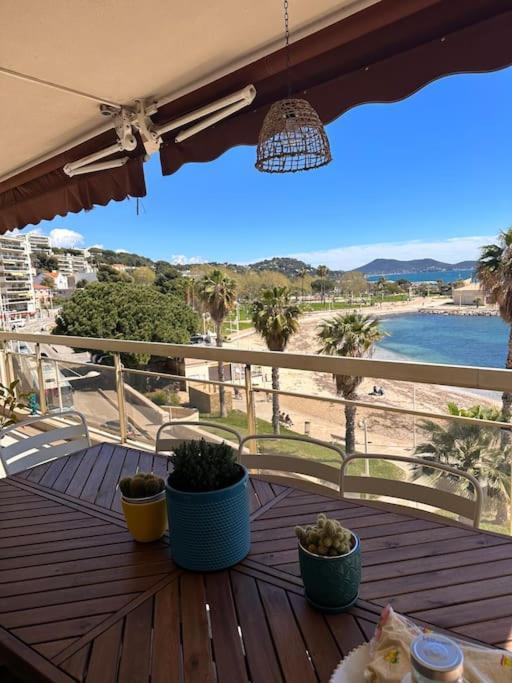 Appartement Panoramique Sur Mer Toulon Exterior photo